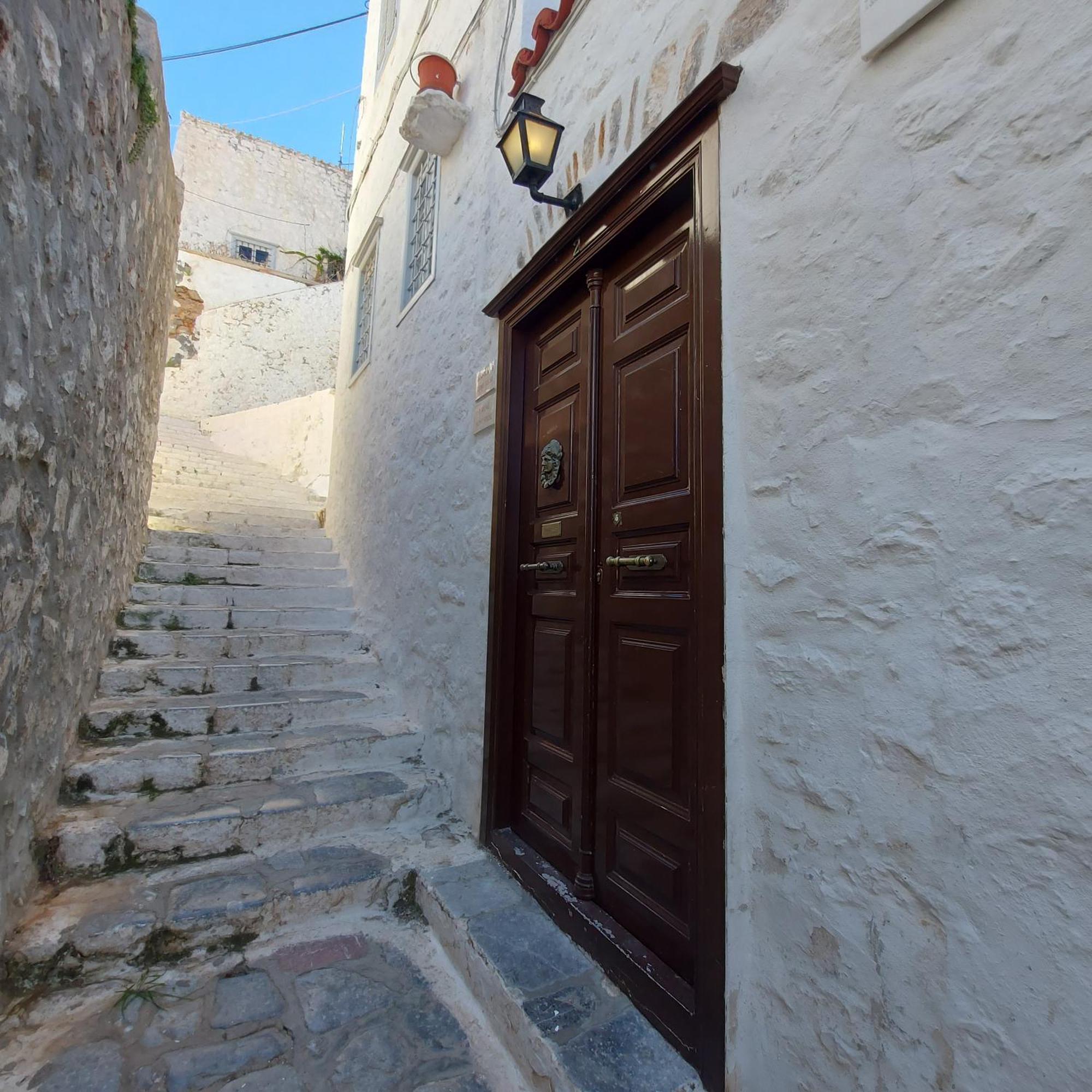 Danae Port House Apartment Hydra  Luaran gambar